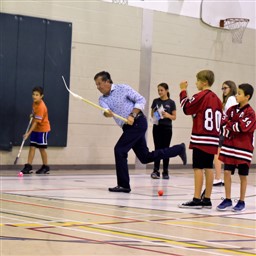 Les visiteurs ont la possibilité de tester les installations sportives.